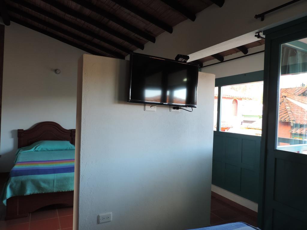 Hotel Los Geranios Duitama Zimmer foto