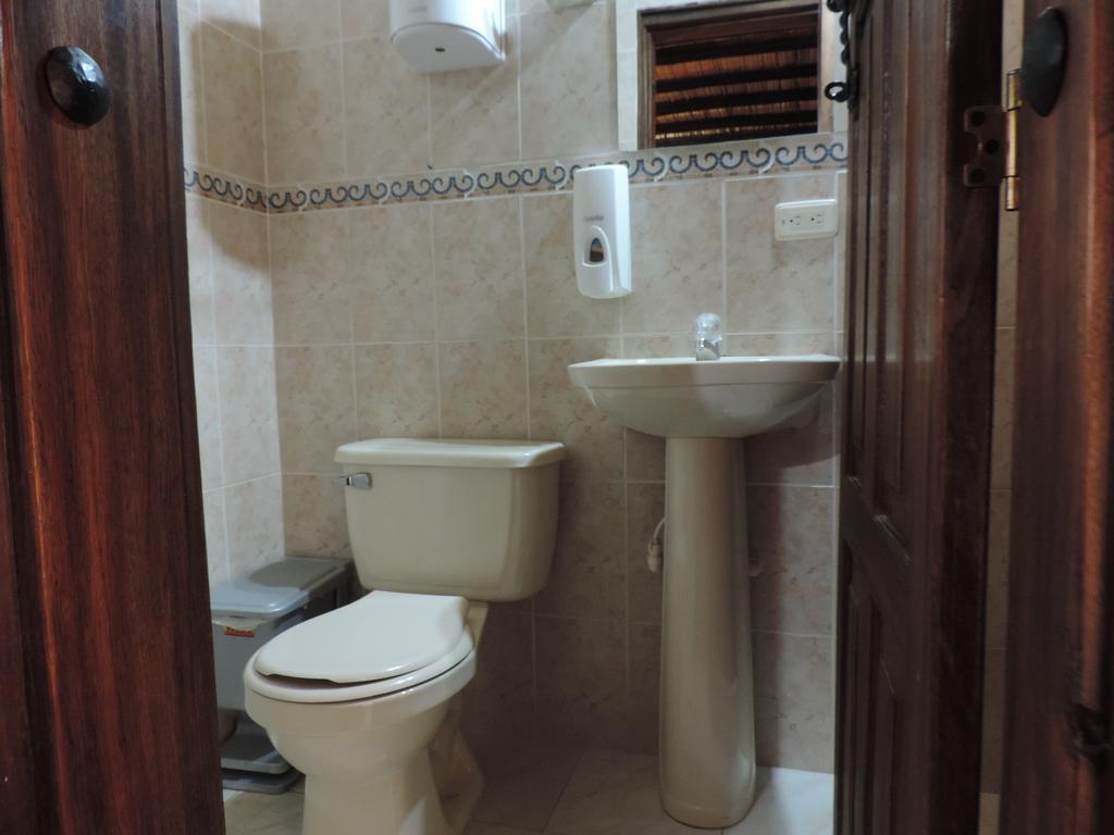 Hotel Los Geranios Duitama Zimmer foto