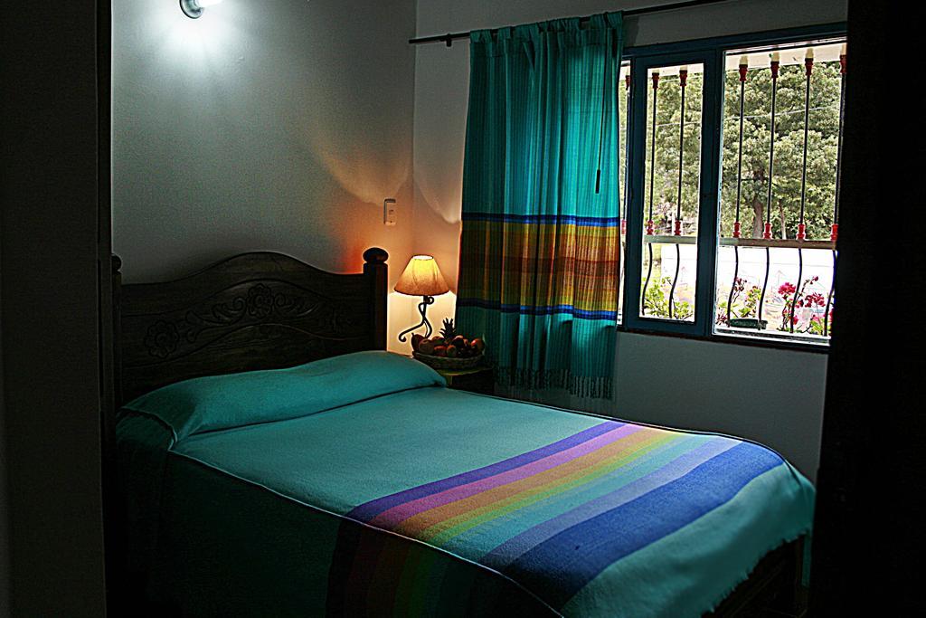 Hotel Los Geranios Duitama Zimmer foto