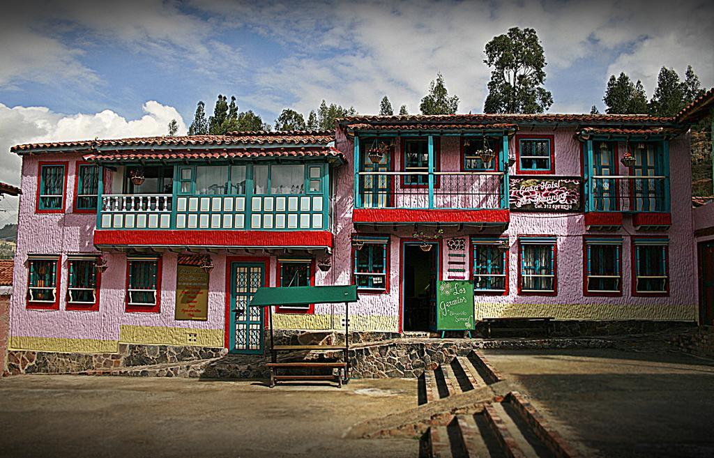 Hotel Los Geranios Duitama Exterior foto